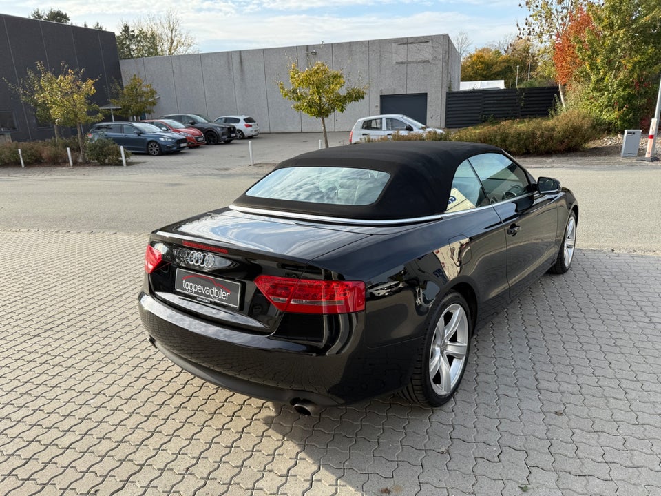 Audi A5 3,2 FSi Cabriolet quattro S-tr. 2d