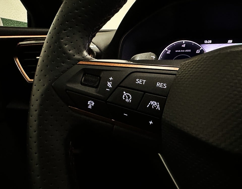 Seat Leon 1,4 eHybrid Cupra Sportstourer DSG 5d