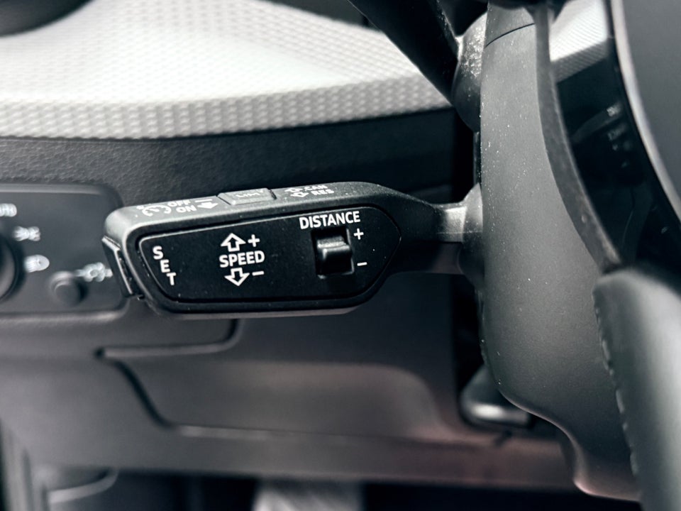 Audi Q2 35 TFSi Prestige S-tr. 5d