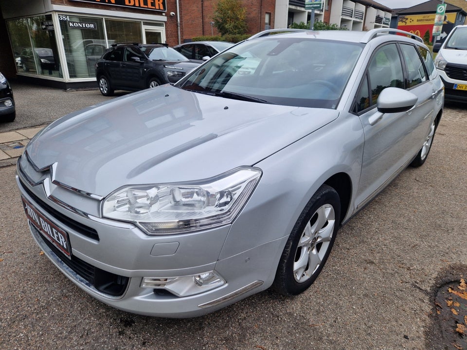 Citroën C5 2,0 HDi 140 Comfort Tourer 5d