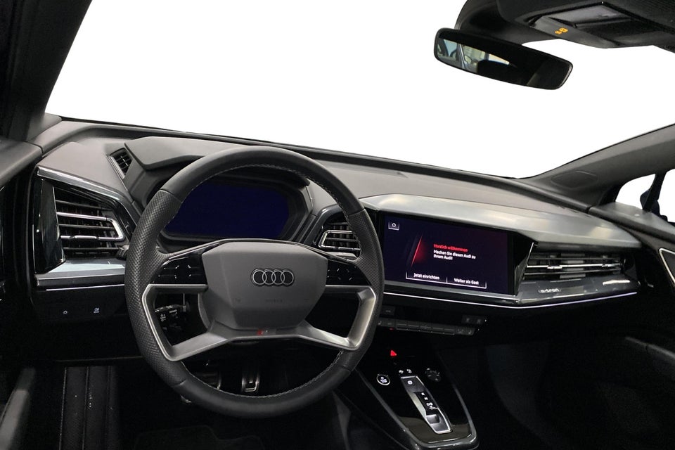 Audi Q4 e-tron 35 S-line Sportback 5d