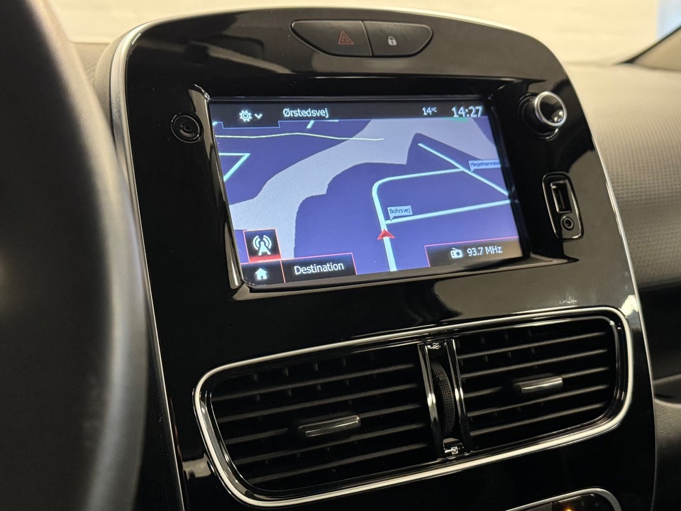 Renault Clio IV 0,9 TCe 90 Limited Sport Tourer 5d