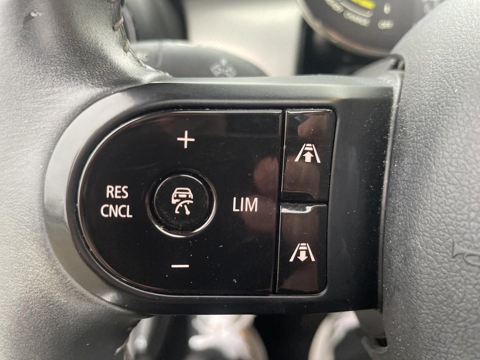 MINI Cooper SE Younique Trim 3d