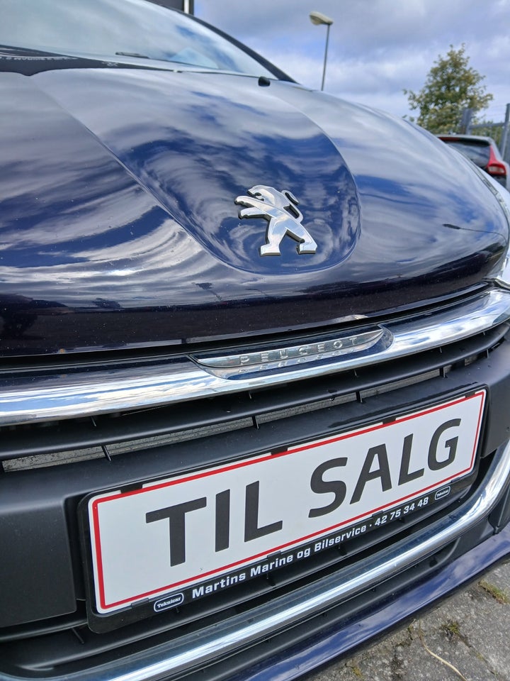 Peugeot 208 1,6 BlueHDi 100 Allure 5d