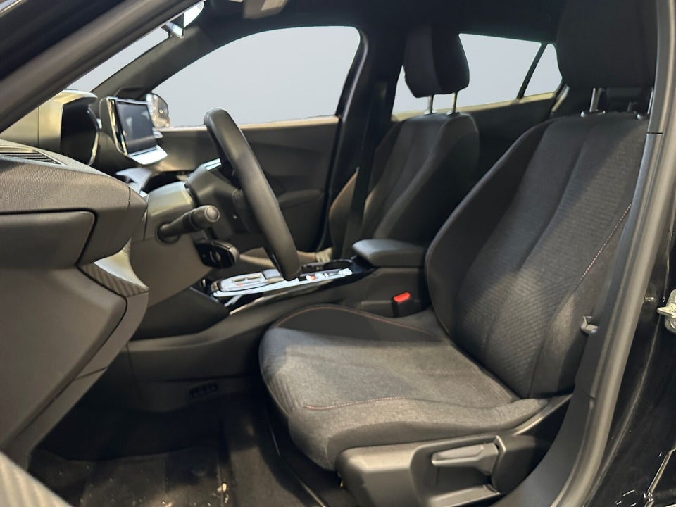 Peugeot e-2008 54 Style 5d