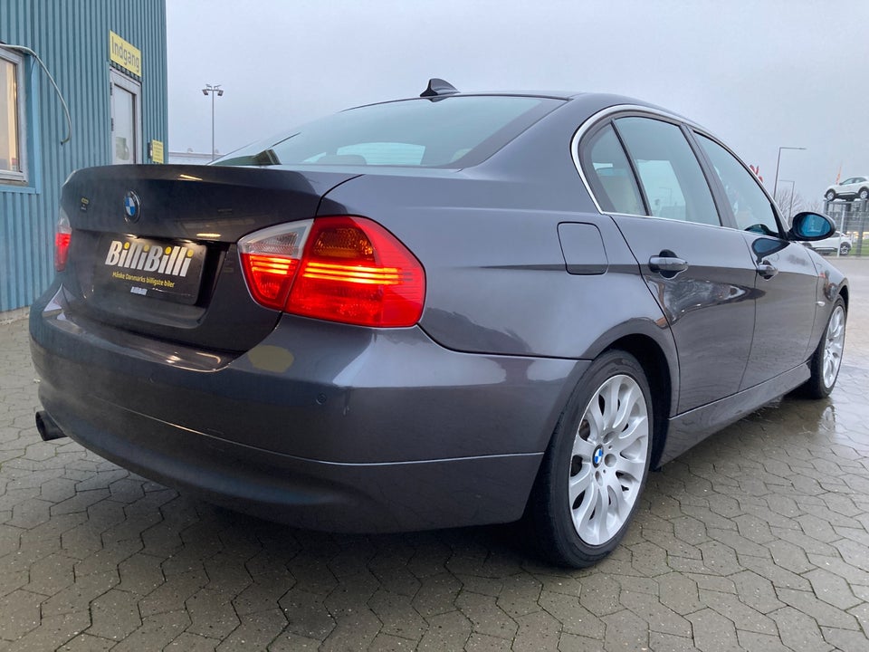 BMW 330i 3,0 aut. 4d