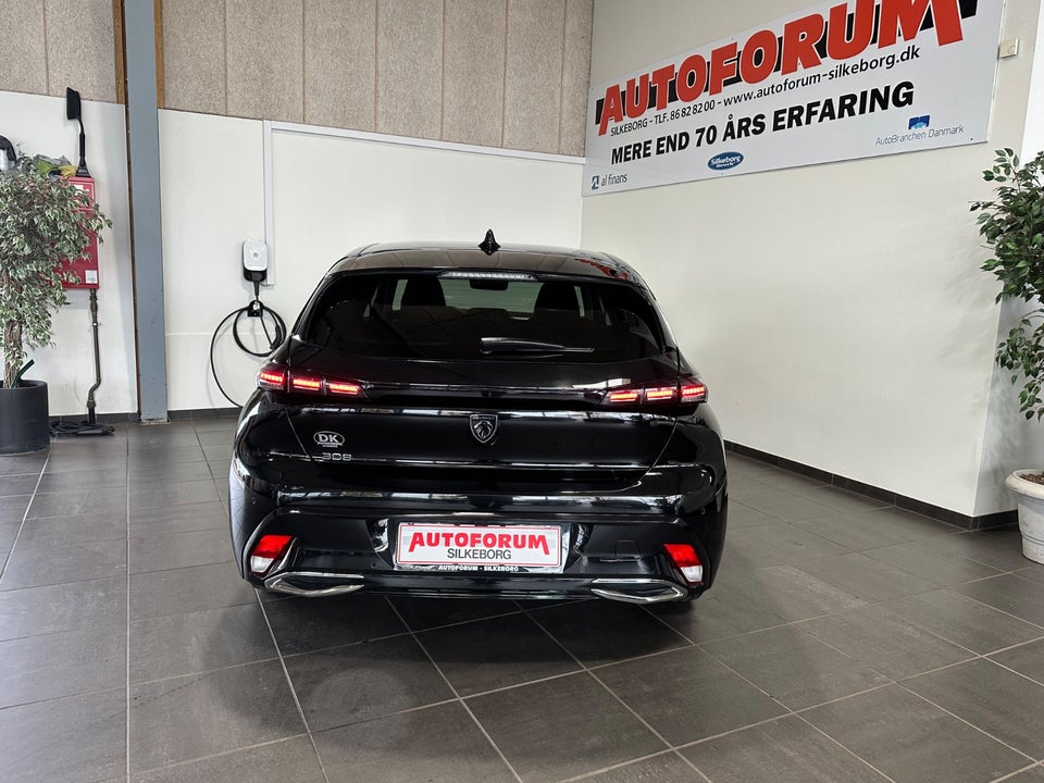 Peugeot 308 1,5 BlueHDi 130 Allure Pack EAT8 5d