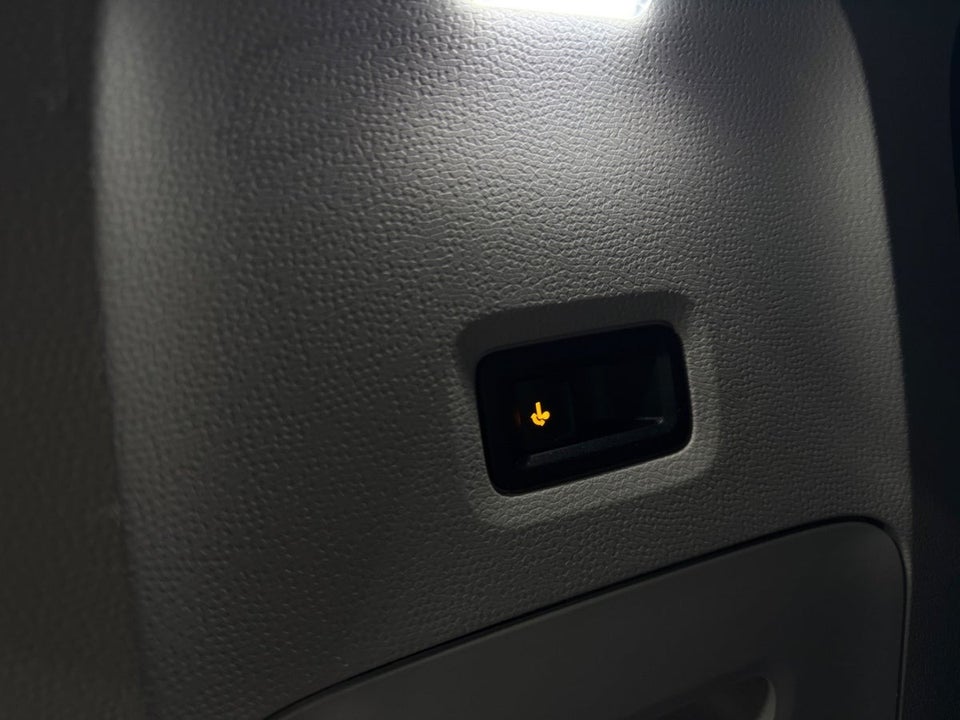 VW ID.Buzz 77 Pro SWB 5d