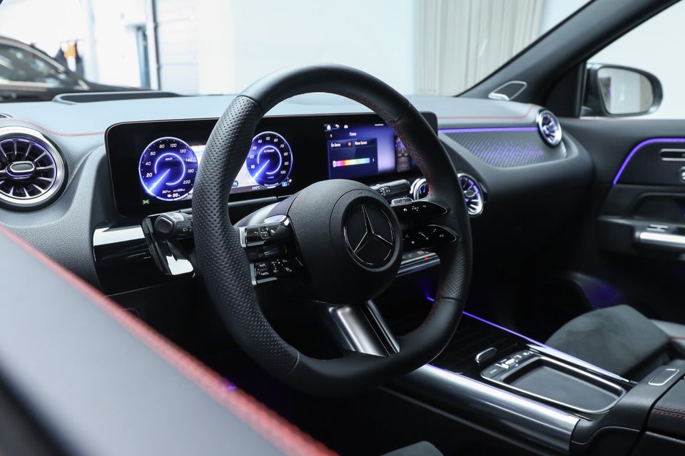 Mercedes EQA250+ AMG Premium 5d