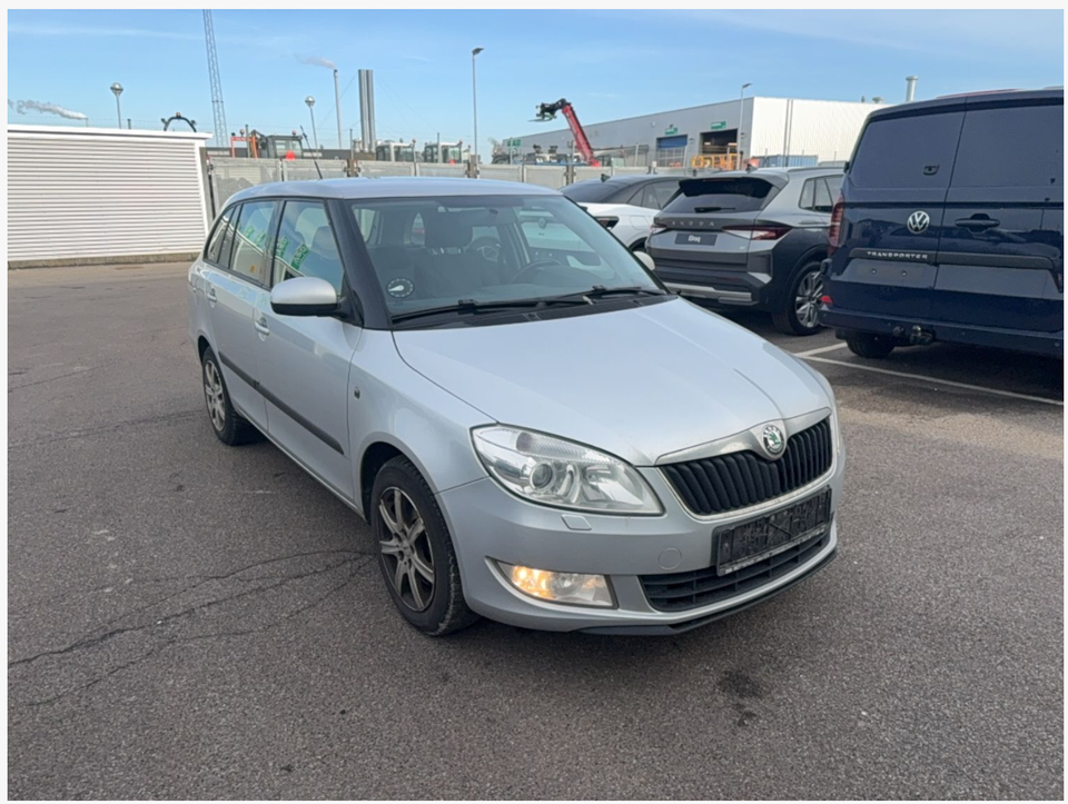 Toyota Yaris 1,3 Luna 5d