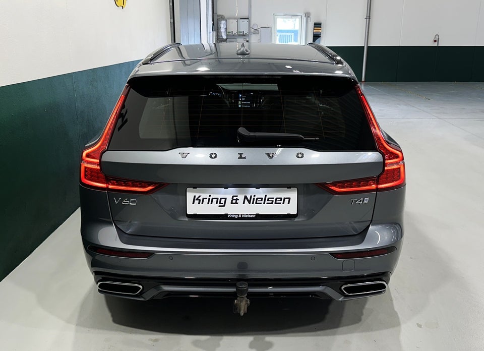 Volvo V60 2,0 T4 190 R-Design aut. 5d