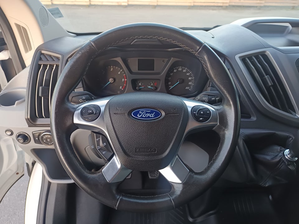 Ford Transit 350 L3 Chassis 2,0 TDCi 130 Mandskabsvogn Trend FWD 4d