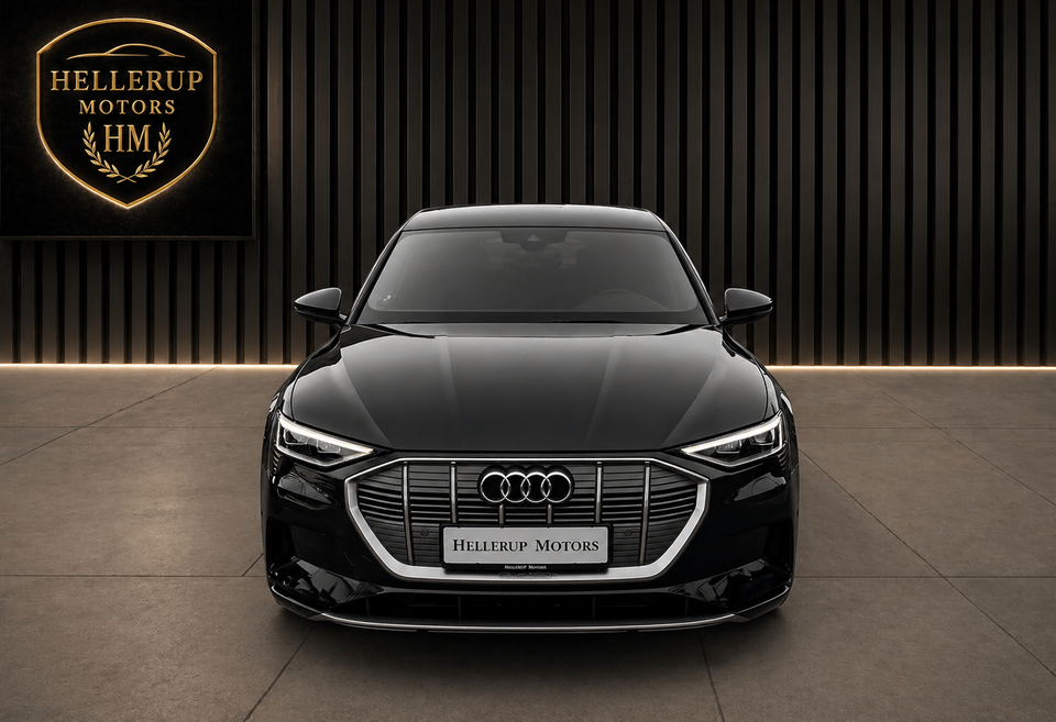 Audi e-tron 55 quattro 5d