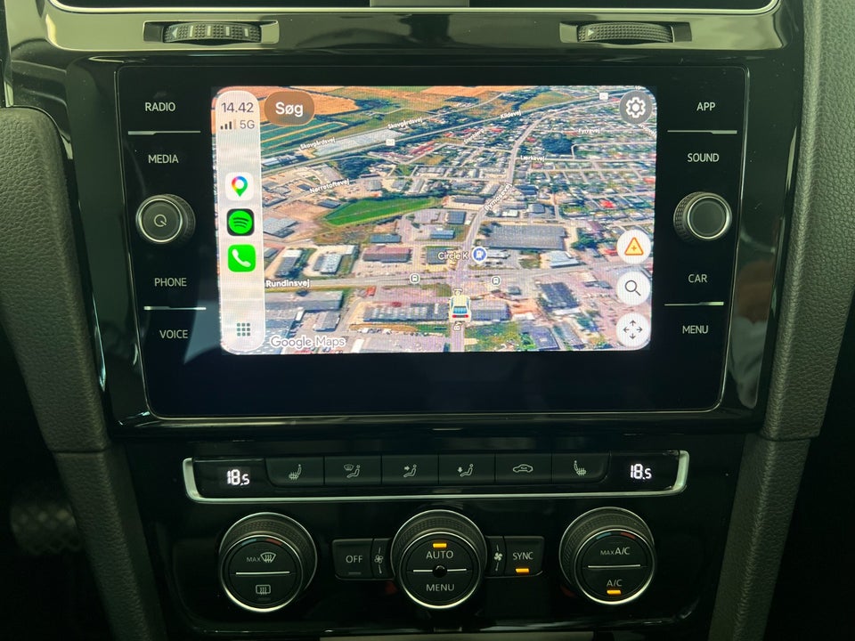 VW Golf VII 1,4 TSi 150 Highline Variant DSG 5d