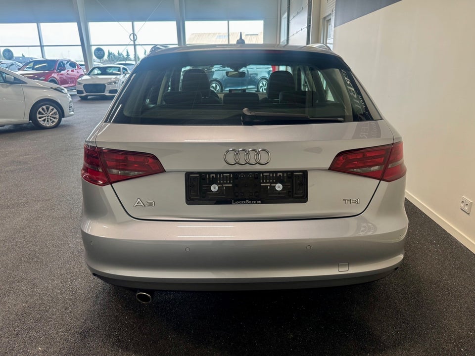 Audi A3 1,6 TDi 110 Ambition Sportback 5d