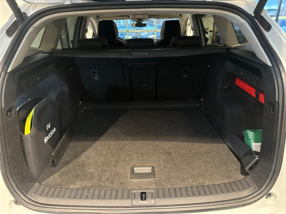 Skoda Enyaq 80 iV Suite 5d