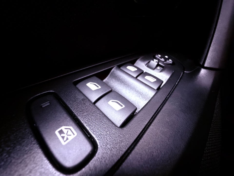 Peugeot 2008 1,2 PureTech 130 Active Pack EAT8 5d