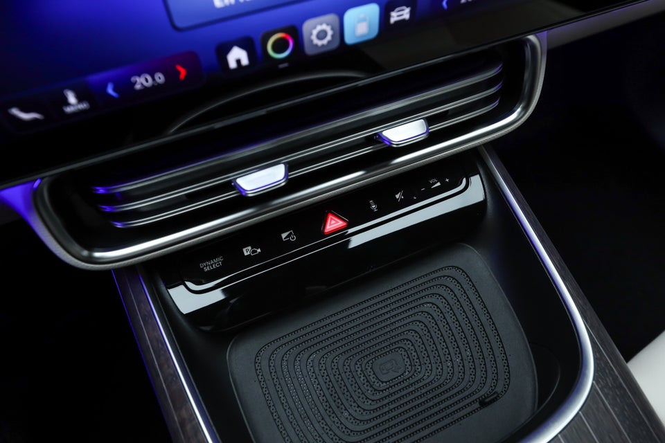 Mercedes CLA250+ EQ Progressive Premium 4d