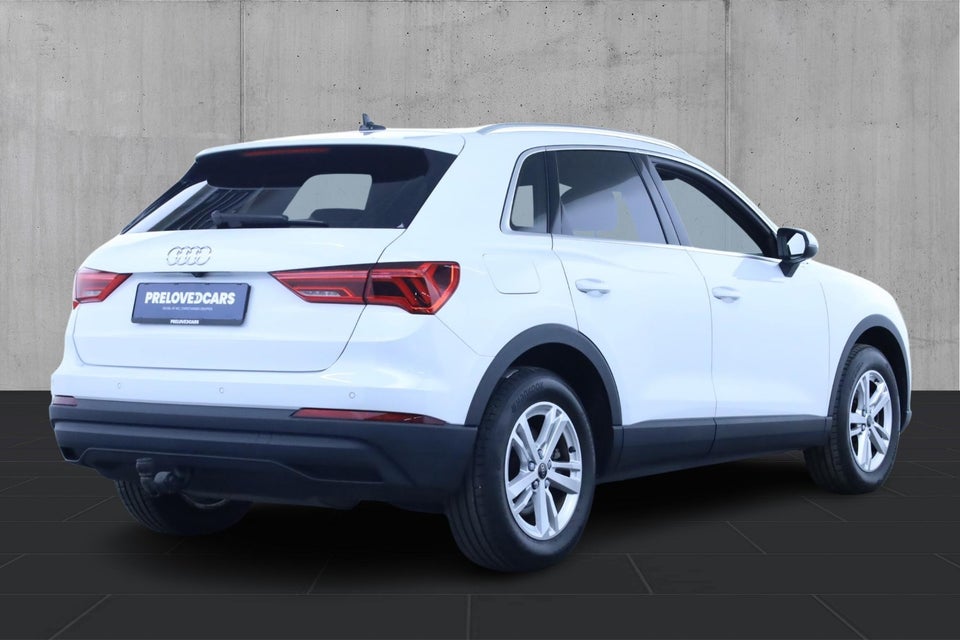 Audi Q3 45 TFSi e Attitude plus S-tr. 5d
