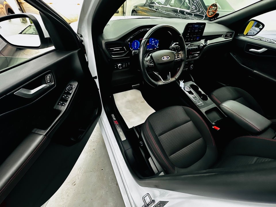 Ford Kuga 2,5 PHEV ST-Line CVT 5d
