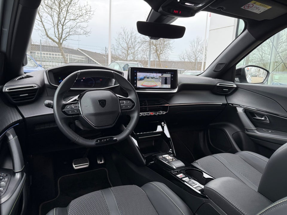 Peugeot e-2008 54 GT 5d