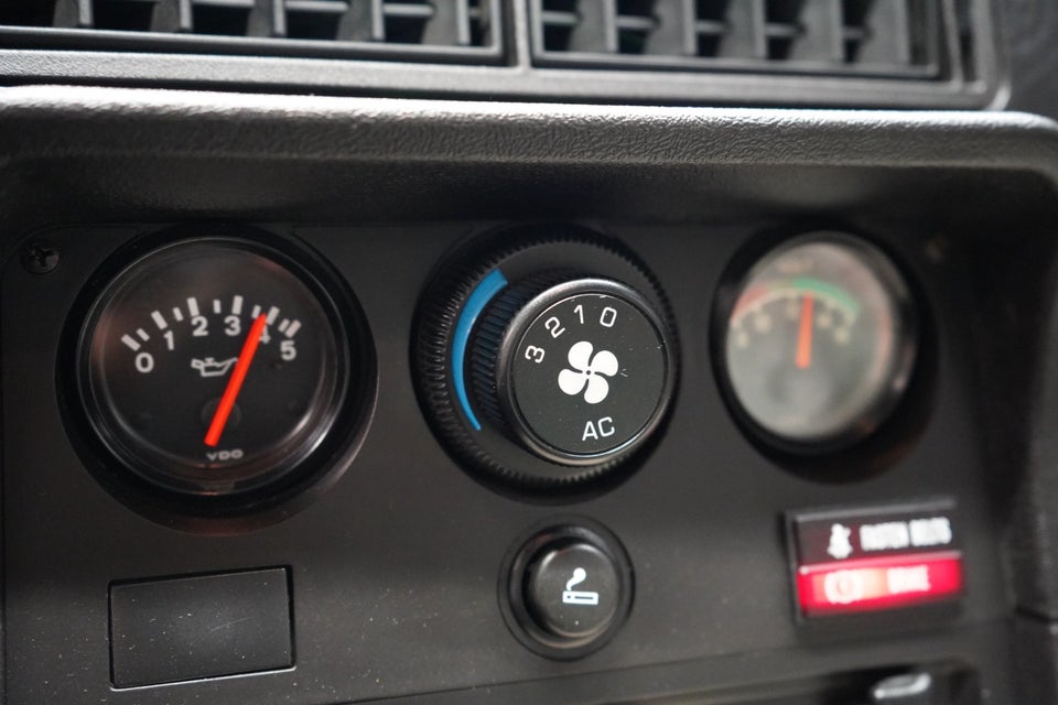 Porsche 924 2,5 S 3d