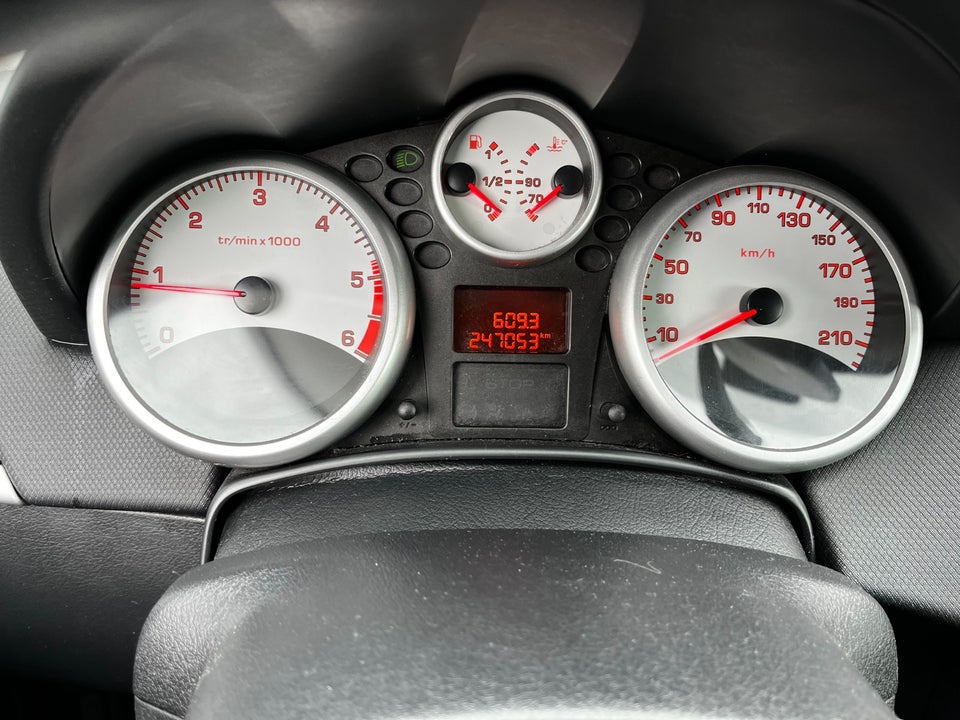 Peugeot 207 1,6 HDi 110 Premium SW 5d