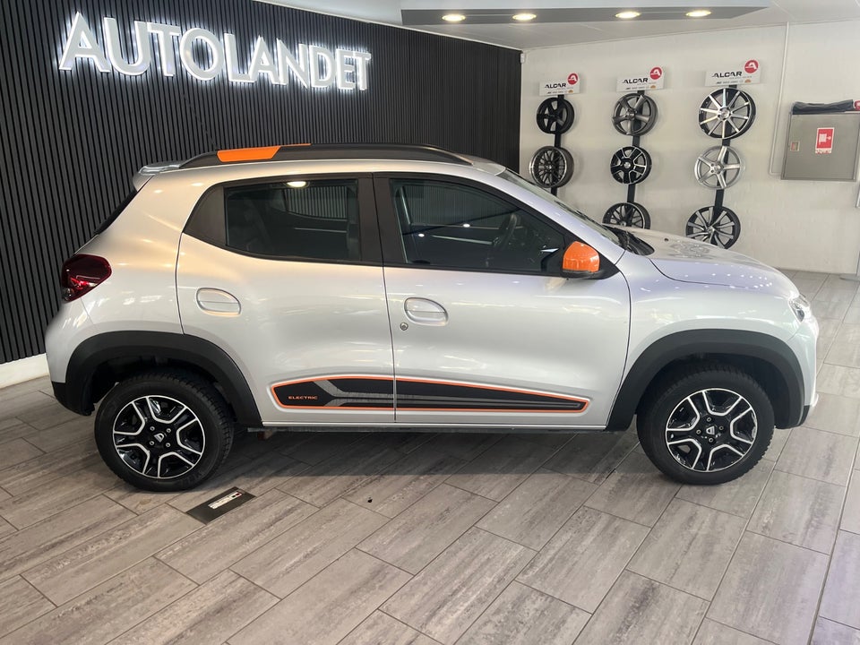 Dacia Spring Comfort 5d