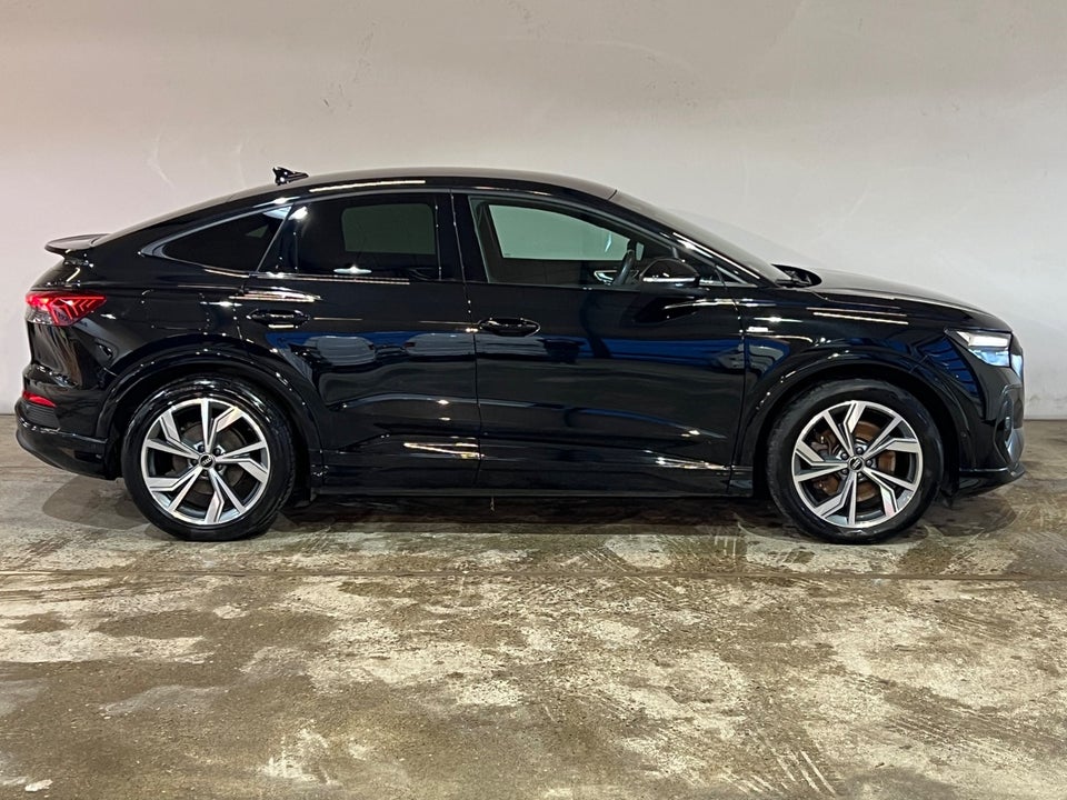 Audi Q4 e-tron 40 S-line Sportback 5d