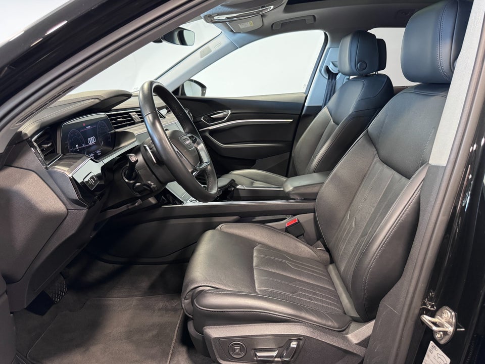 Audi e-tron 55 Advanced quattro 5d