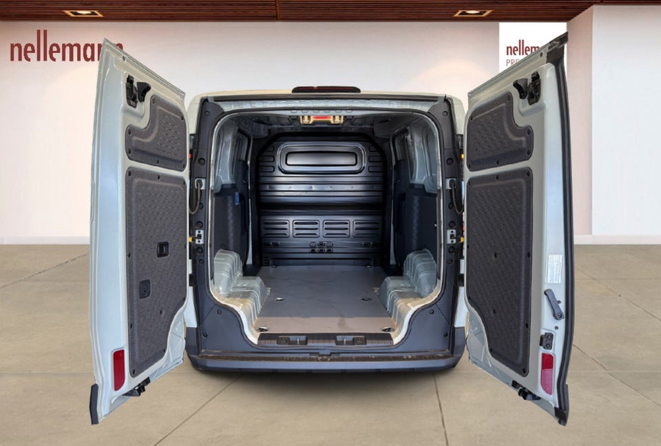 Kia PV5 71 Long Range Work Pro