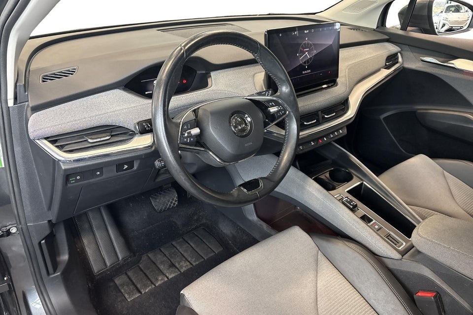 Skoda Enyaq 60 iV Loft 5d