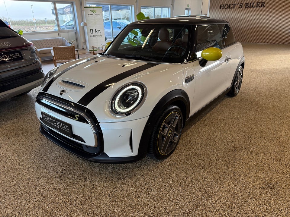 MINI Cooper SE Maximise 3d