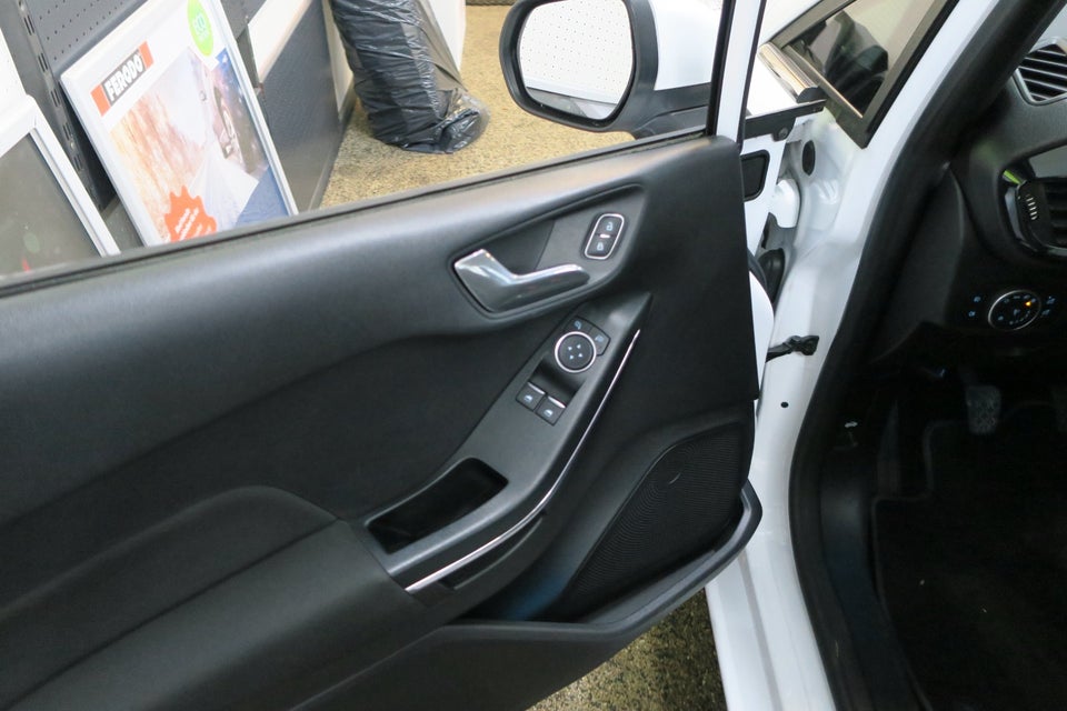 Ford Fiesta 1,0 EcoBoost Titanium 5d