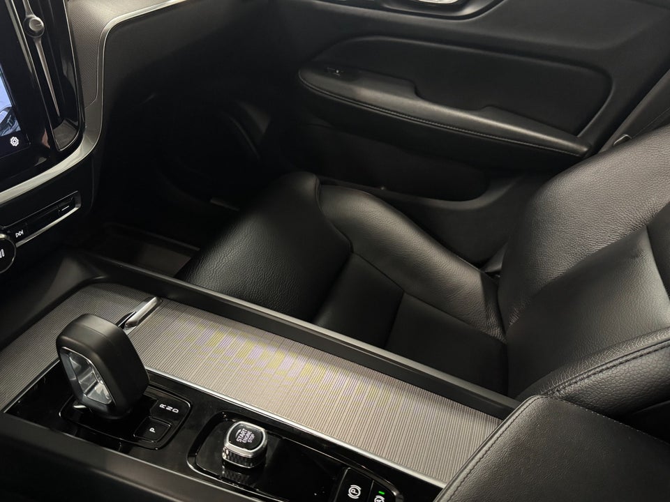 Volvo V60 2,0 B4 197 Plus Bright aut. 5d