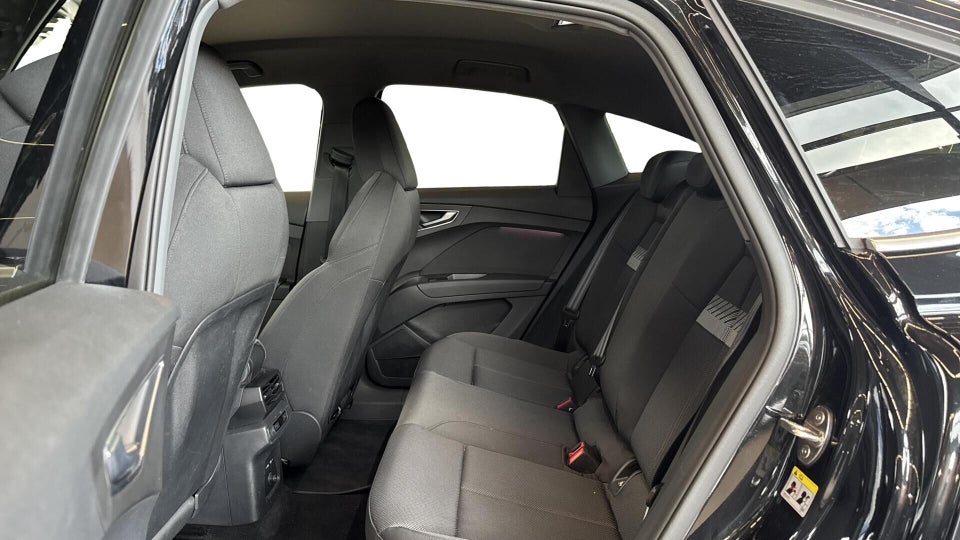 Audi Q4 e-tron 45 S-line Sportback 5d