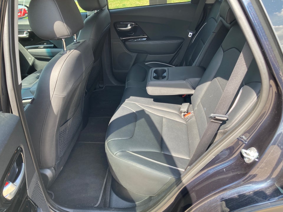 Kia e-Niro 64 Advance 5d