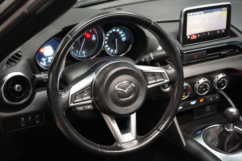 Mazda MX-5 2,0 SkyActiv-G 160 RF Sport 2d