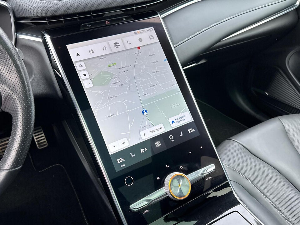 MG Marvel R Luxury 5d