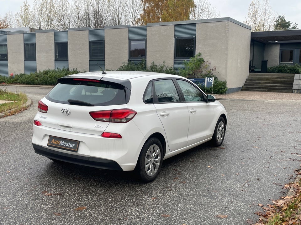 Hyundai i30 1,0 T-GDi Premium 5d