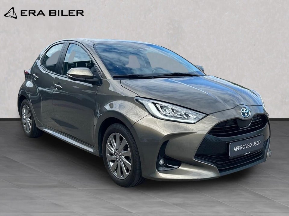 Toyota Yaris 1,5 Hybrid Active Tech e-CVT 5d