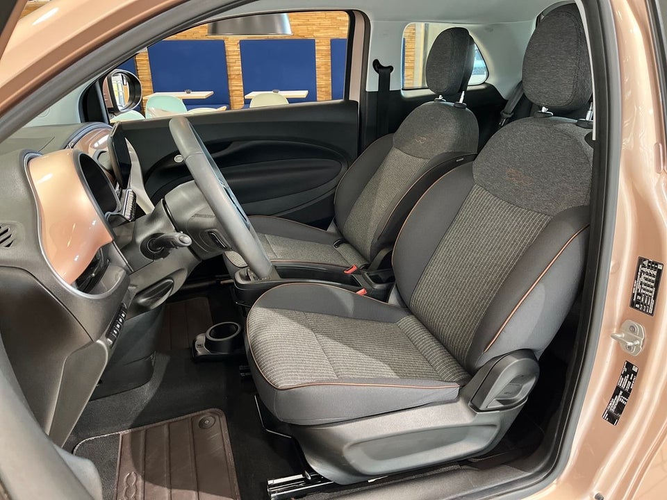 Fiat 500e 42 Icon 3d