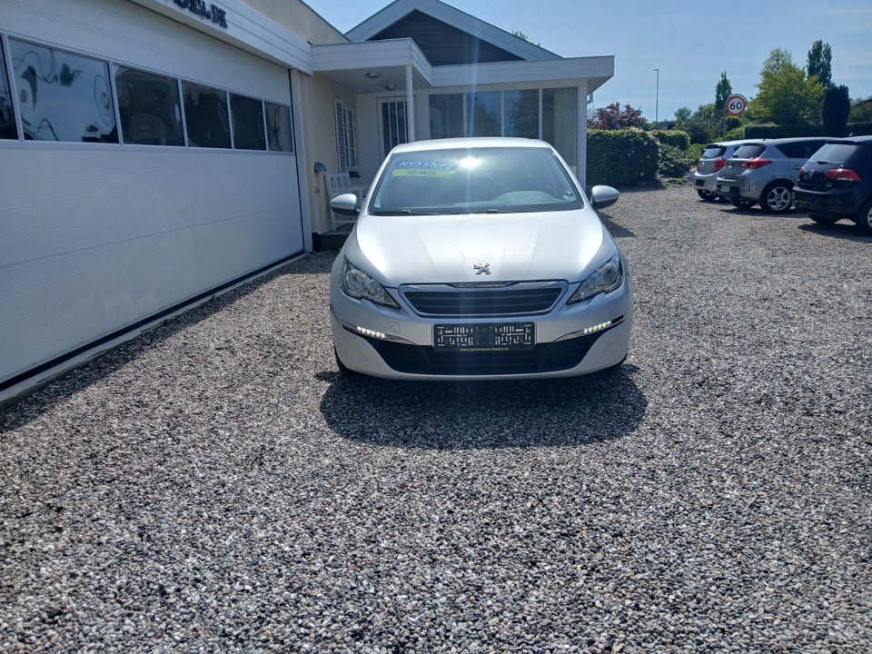 Peugeot 308 1,2 e-THP 110 Active SW 5d