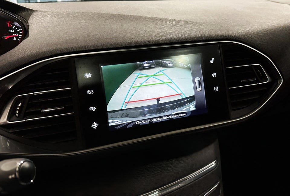 Peugeot 308 1,6 BlueHDi 120 Allure SW 5d