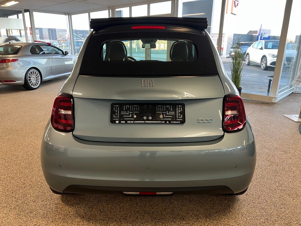 Fiat 500e 42 Icon Pack Cabrio 2d