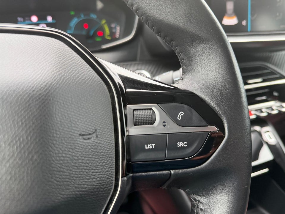 Peugeot e-208 50 Allure 5d
