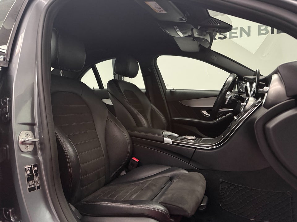 Mercedes C220 d 2,0 AMG Line aut. 4d