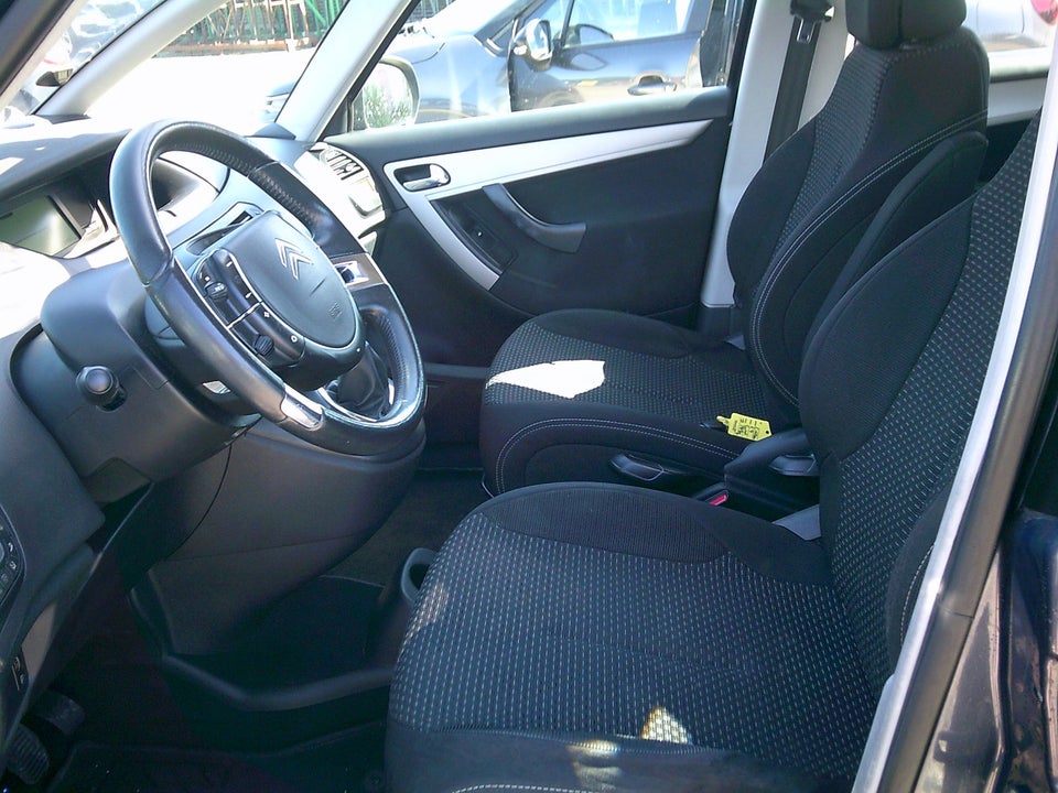 Citroën Grand C4 Picasso 1,8 16V Prestige 7prs 5d