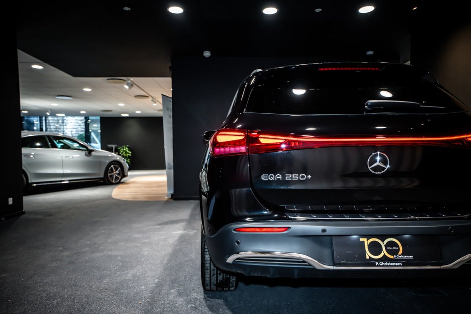 Mercedes EQA250+ AMG Advance 5d