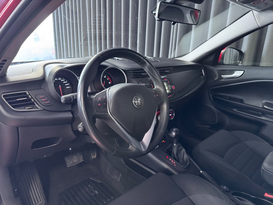 Alfa Romeo Giulietta 1,4 M-Air 170 Super TCT 5d